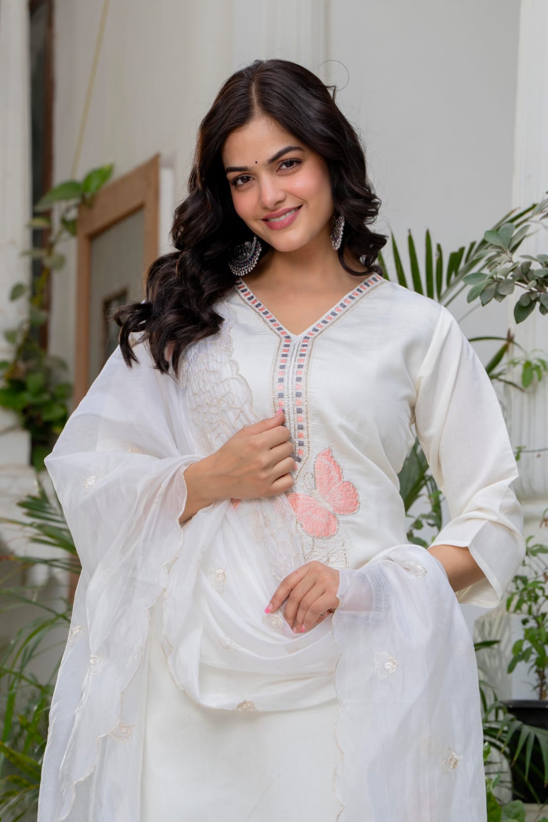 White Embroidered Roman Silk Kurta Pant Dupatta Set